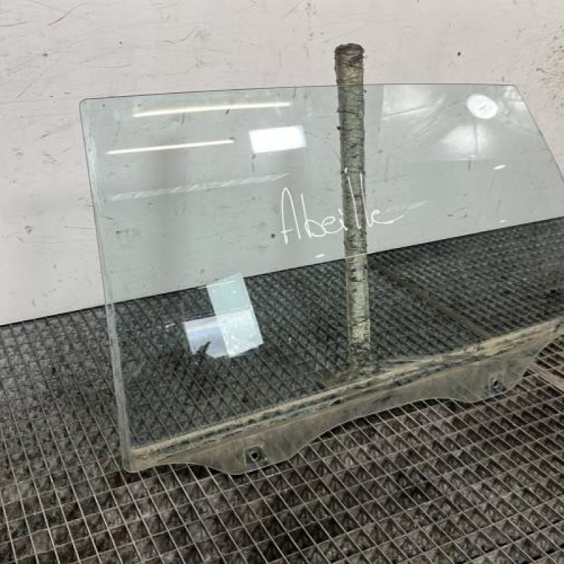 Vitre arriere gauche HYUNDAI TUCSON 1 Photo n°2