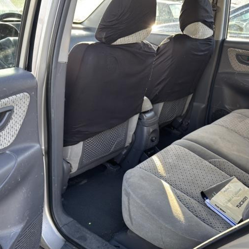 Vitre arriere gauche HYUNDAI TUCSON 1 Photo n°14