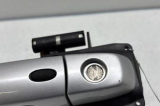 Poignee porte avant gauche SUZUKI SWIFT 3