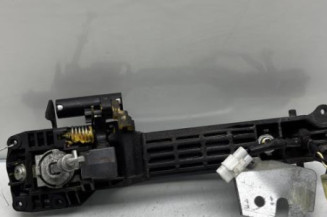 Poignee porte avant gauche SUZUKI SWIFT 3