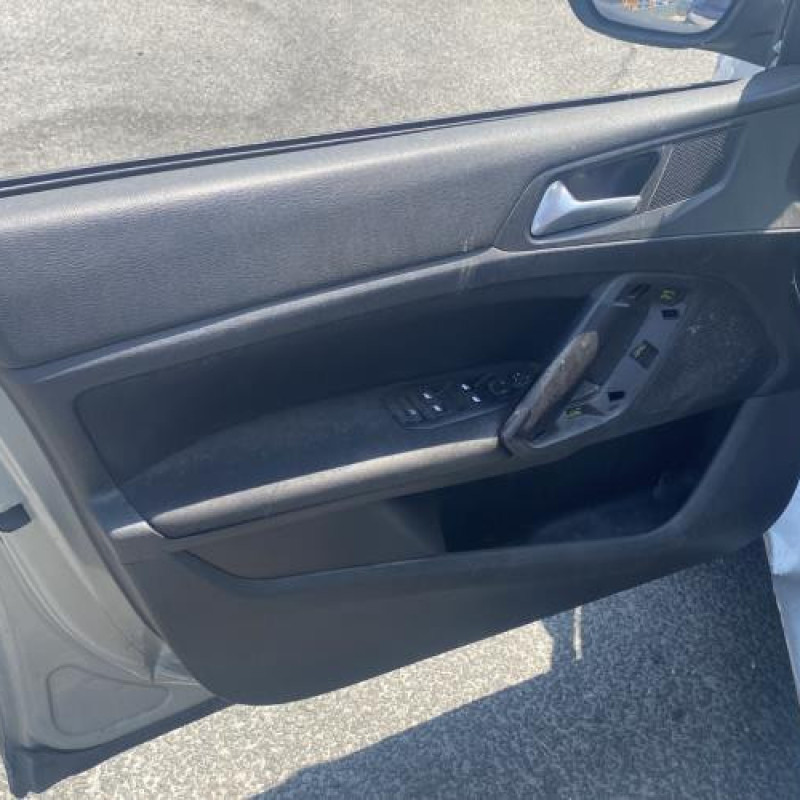 Poignee interieur avant droit PEUGEOT 308 2 Photo n°12