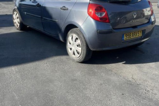 Poignee porte arriere droit RENAULT CLIO 3