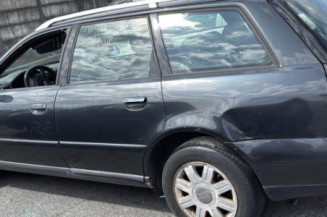 Poignee porte avant gauche AUDI A4 1