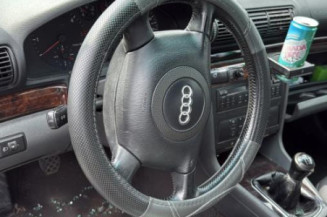 Poignee porte avant gauche AUDI A4 1