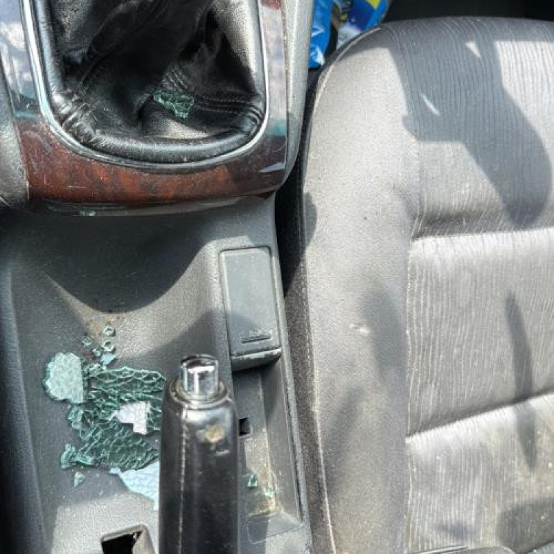 Poignee porte avant gauche AUDI A4 1 Photo n°19