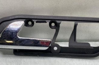 Poignee interieur avant gauche VOLKSWAGEN POLO 4 Photo n°1