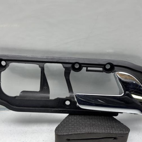 Poignee interieur avant droit VOLKSWAGEN POLO 4 Photo n°1