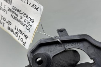 Poignee interieur avant droit VOLKSWAGEN POLO 4
