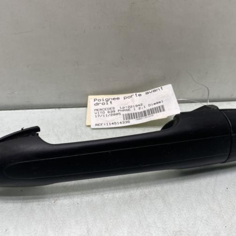 Poignee porte avant droit MERCEDES VITO 639 Photo n°1