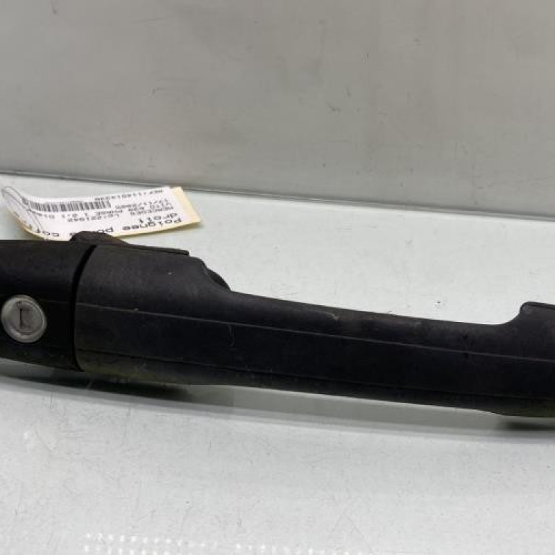 Poignee porte coffre droit MERCEDES VITO 639 Photo n°1