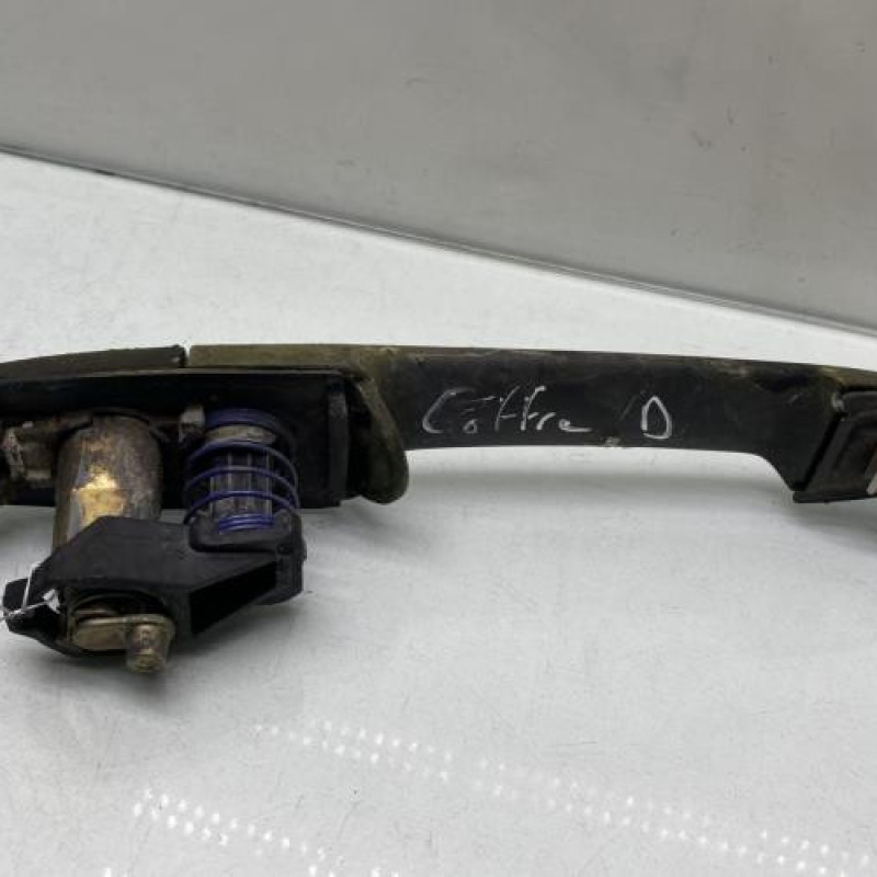 Poignee porte coffre droit MERCEDES VITO 639 Photo n°2