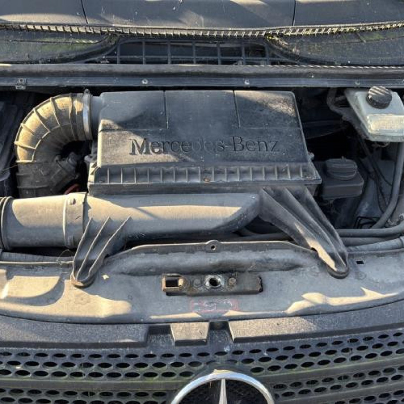 Poignee porte coffre droit MERCEDES VITO 639 Photo n°20