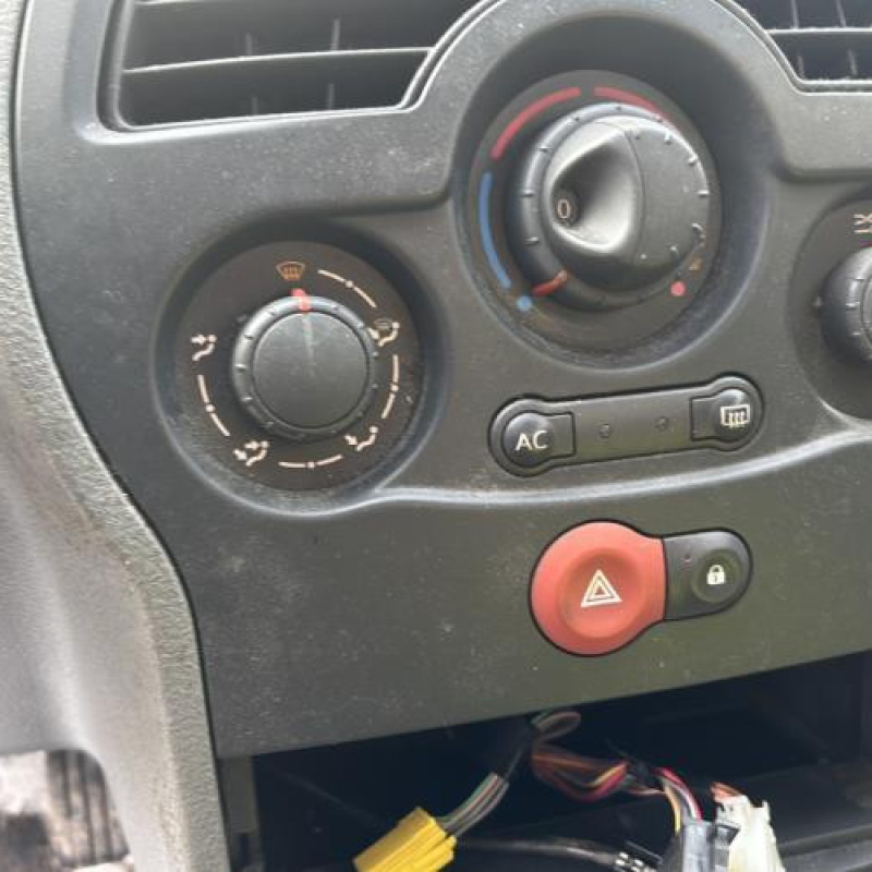 Poignee interieur arriere gauche RENAULT GRAND MODUS Photo n°19