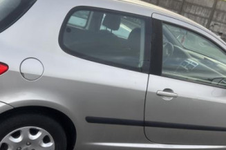 Poignee porte avant gauche PEUGEOT 307