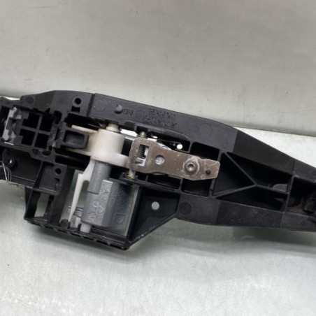 Poignee porte arriere droit PEUGEOT 2008 1