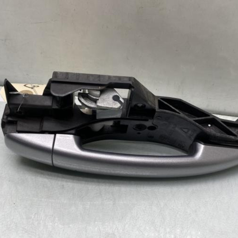 Poignee porte arriere droit PEUGEOT 2008 1 Photo n°3