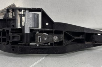 Poignee porte arriere gauche PEUGEOT 2008 1