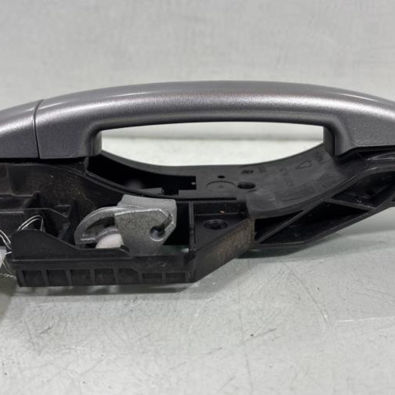 Poignee porte arriere gauche PEUGEOT 2008 1 Photo n°5