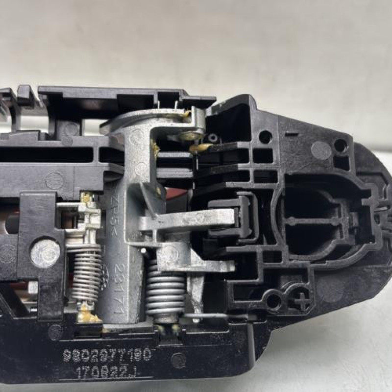 Poignee porte avant droit PEUGEOT 208 2 Photo n°4