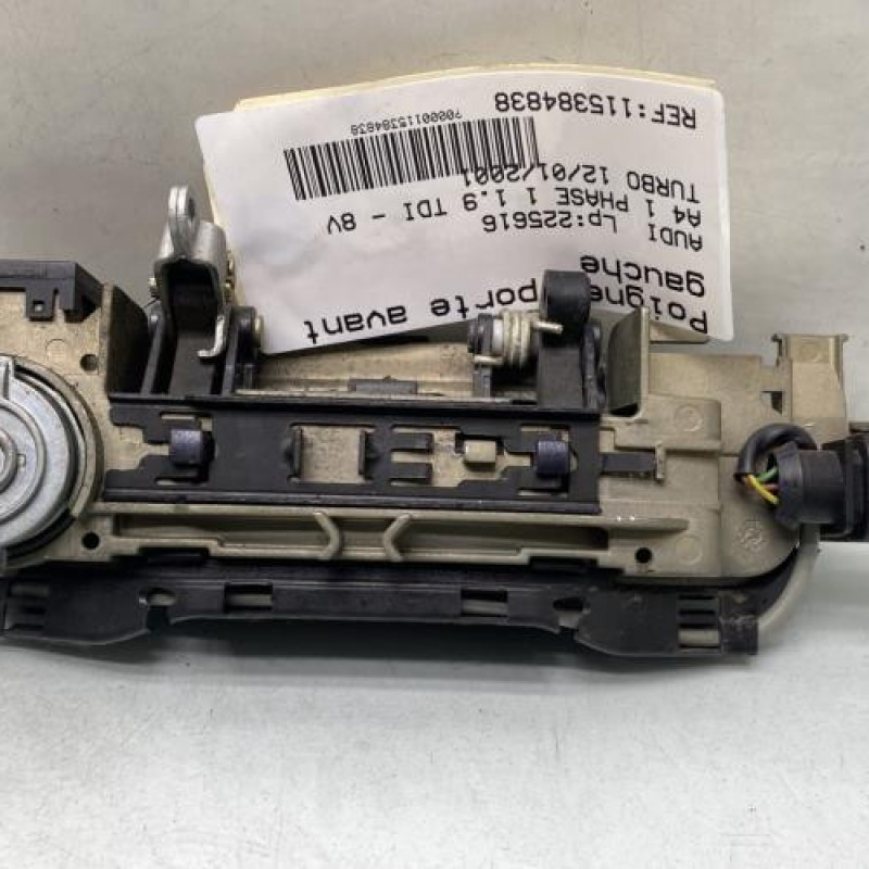 Poignee porte avant gauche AUDI A4 1 Photo n°3