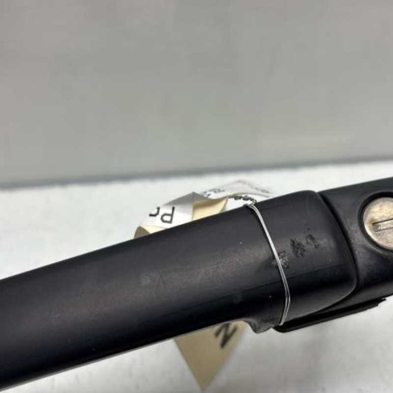 Poignee porte avant gauche VOLKSWAGEN GOLF 3 Photo n°2