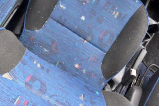 Poignee interieur avant droit CITROEN SAXO