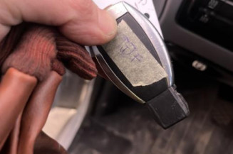 Poignee porte avant droit MERCEDES VITO 639