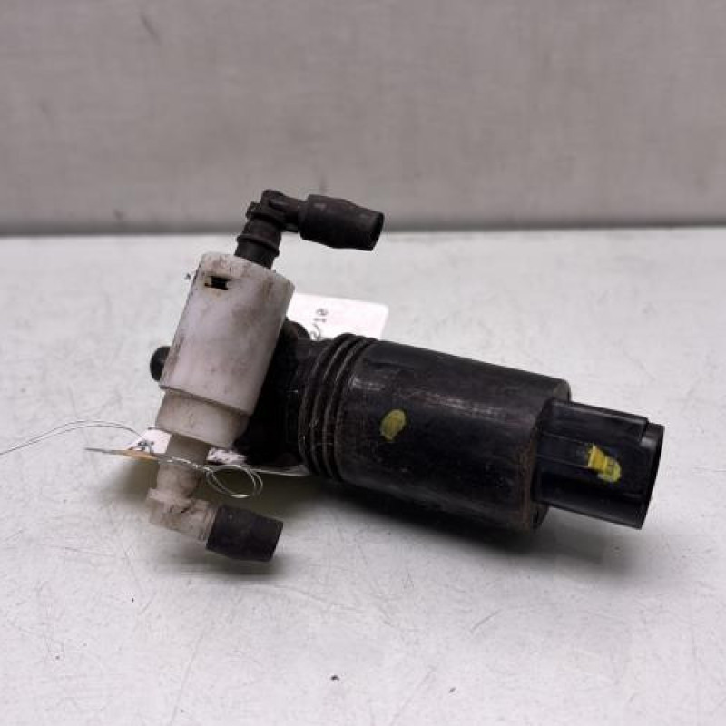 Pompe lave glace avant MERCEDES CLASSE M 164 Photo n°3