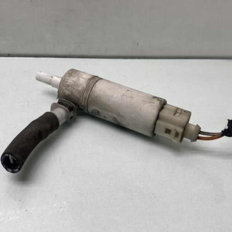 Pompe lave phares MERCEDES CLASSE R 251 Photo n°2