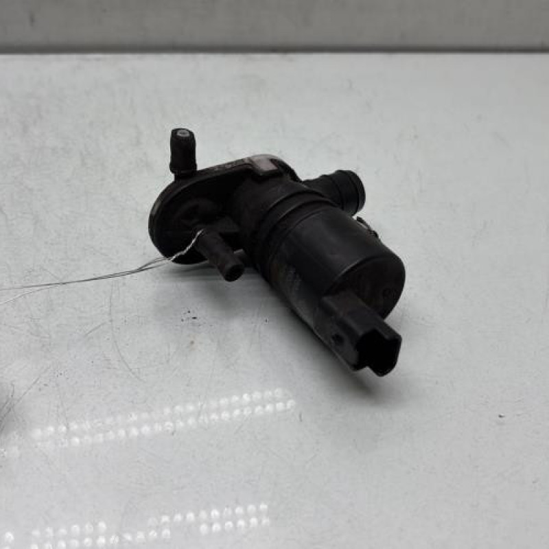 Pompe lave glace avant RENAULT CLIO 5 Photo n°2