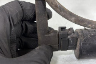 Pompe lave glace avant RENAULT CLIO 1