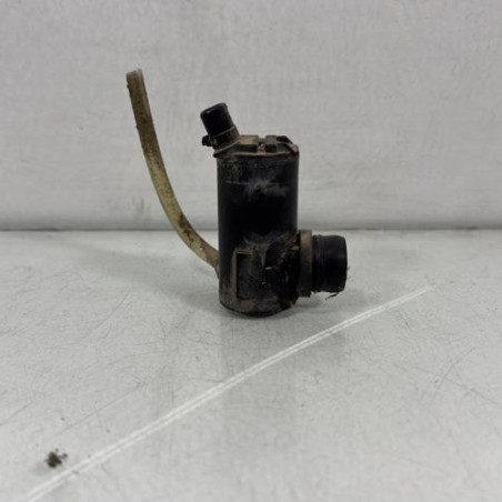 Pompe lave glace avant TOYOTA RAV4 2 Photo n°1