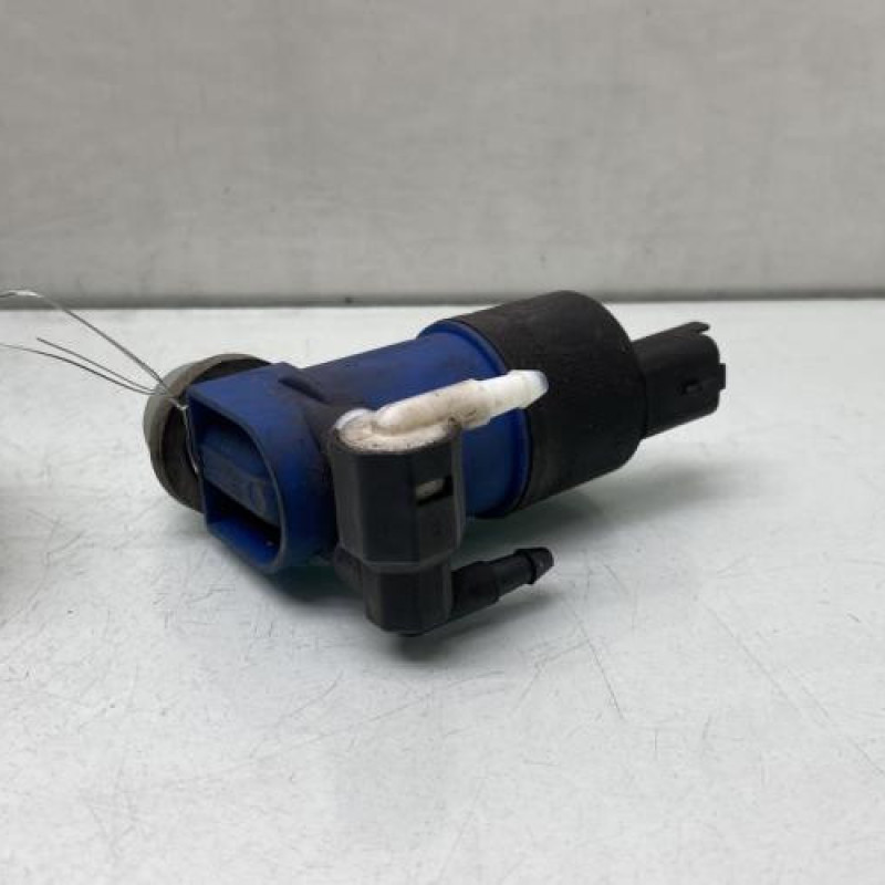 Pompe lave glace avant RENAULT CLIO 3 Photo n°1