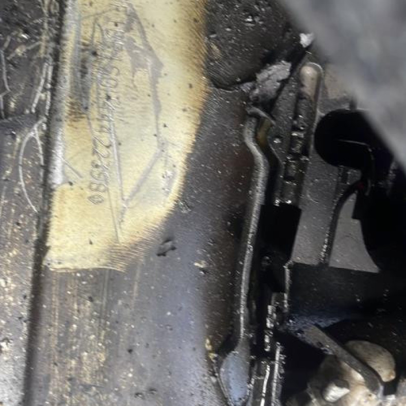 Pompe lave glace avant RENAULT CLIO 3 Photo n°11