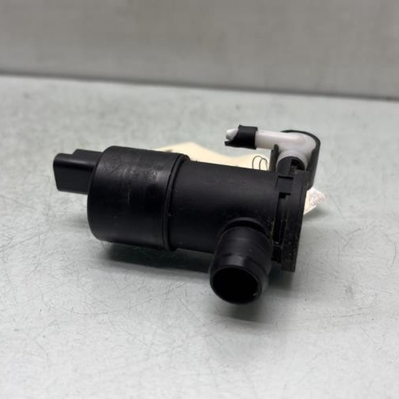 Pompe lave glace avant PEUGEOT 208 2 Photo n°1