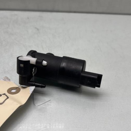 Pompe lave glace avant PEUGEOT 208 2