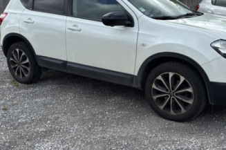 Reservoir essence NISSAN QASHQAI 1