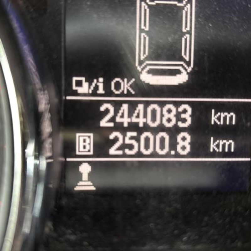 Reservoir essence NISSAN QASHQAI 1 Photo n°10