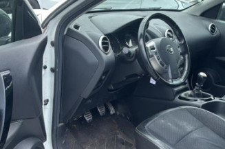 Reservoir essence NISSAN QASHQAI 1