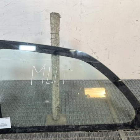 Custode arriere gauche TOYOTA YARIS 2 Photo n°1