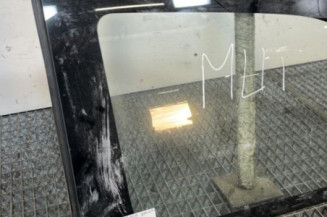 Custode arriere gauche TOYOTA YARIS 2