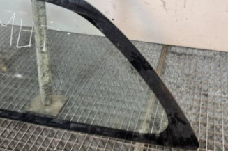 Custode arriere gauche TOYOTA YARIS 2