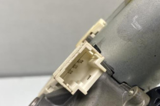 Moteur essuie glace arriere DACIA SANDERO 1