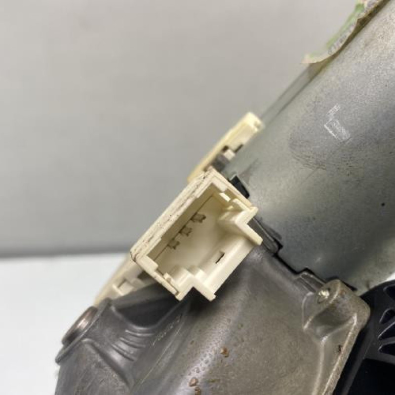 Moteur essuie glace arriere DACIA SANDERO 1 Photo n°3