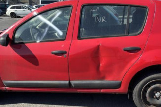 Moteur essuie glace arriere DACIA SANDERO 1