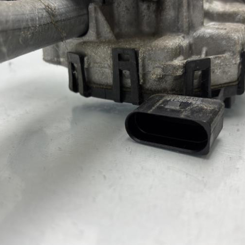 Moteur essuie glace avant VOLKSWAGEN POLO 4 Photo n°5