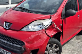 Moteur essuie glace arriere PEUGEOT 107