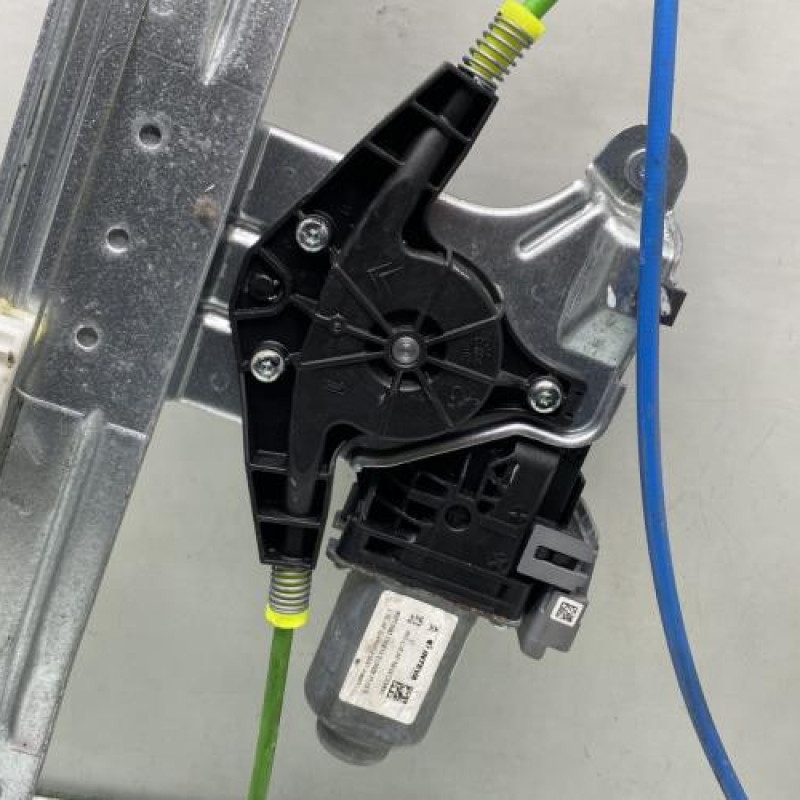 Leve vitre electrique avant gauche CITROEN C3 PICASSO Photo n°5