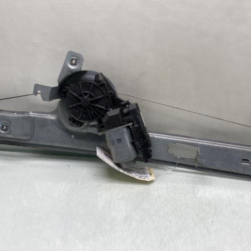 Leve vitre electrique avant gauche RENAULT SCENIC 2 Photo n°3