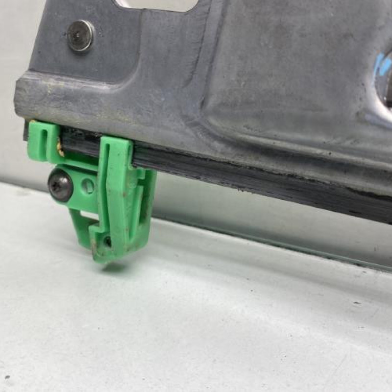 Leve vitre electrique avant gauche RENAULT SCENIC 2 Photo n°4